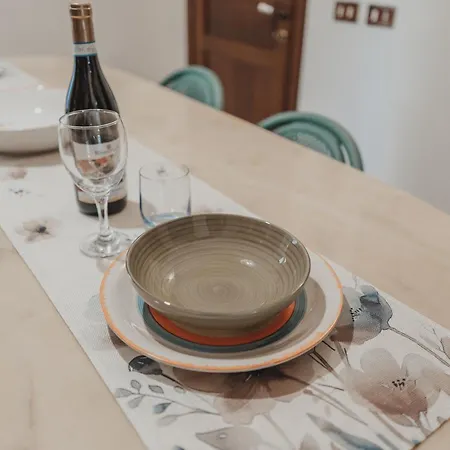Le Maioliche - Sicilian Style * تْشيفالو